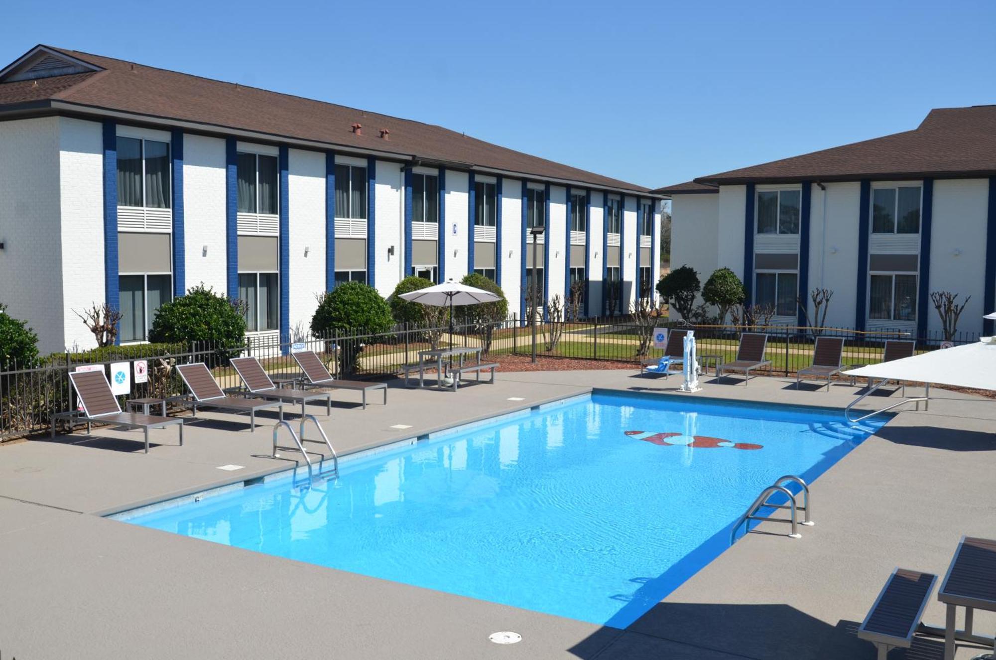 Americas Best Value Inn & Suites-Фолі Екстер'єр фото