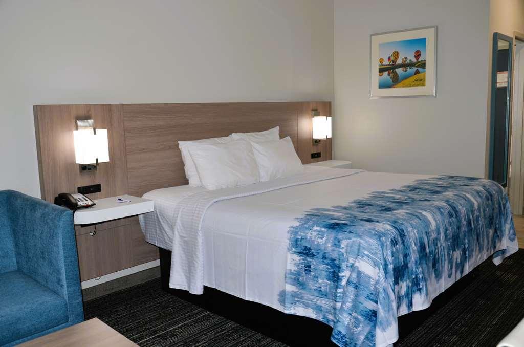 Americas Best Value Inn & Suites-Фолі Номер фото
